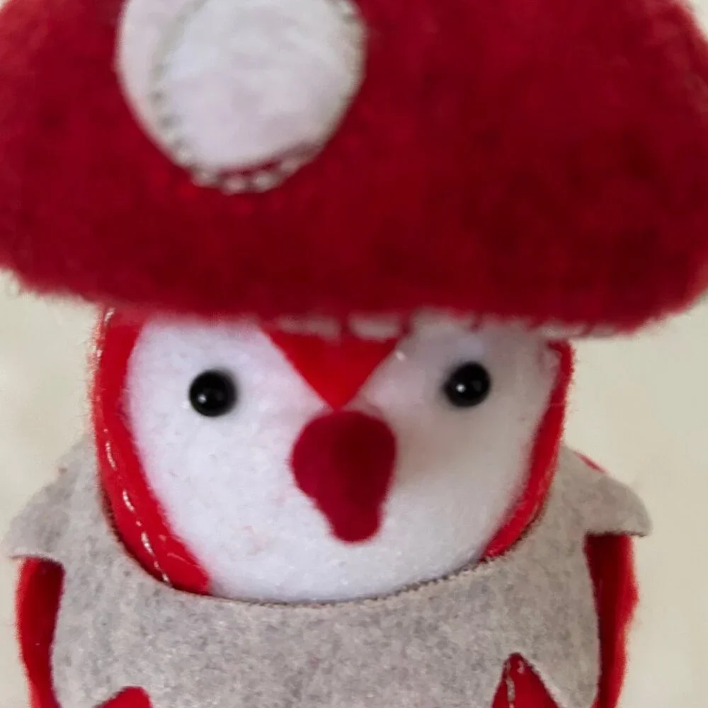 Target Bird Wondershop Featherly Friends Christmas Capster 2024 NWT